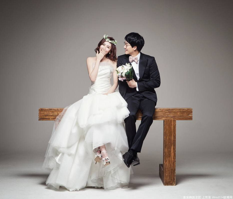 韩国艺匠婚纱摄影