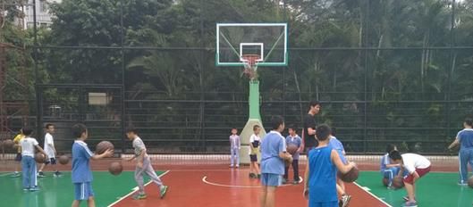 飞翔篮球训练营加盟