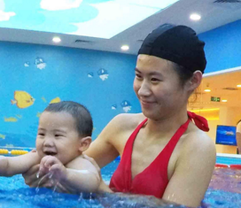 鸿鹄婴儿游泳馆