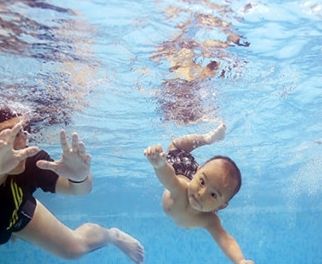 芽呗婴儿游泳馆加盟